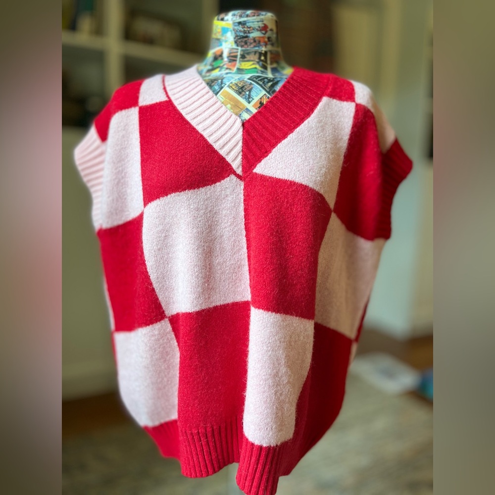 Listicle checkered sweater top